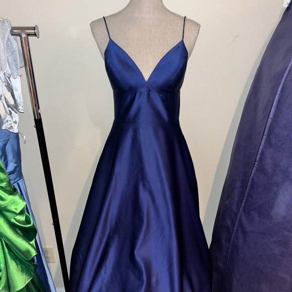 Satin Evening Gown - Picture 3 of 8